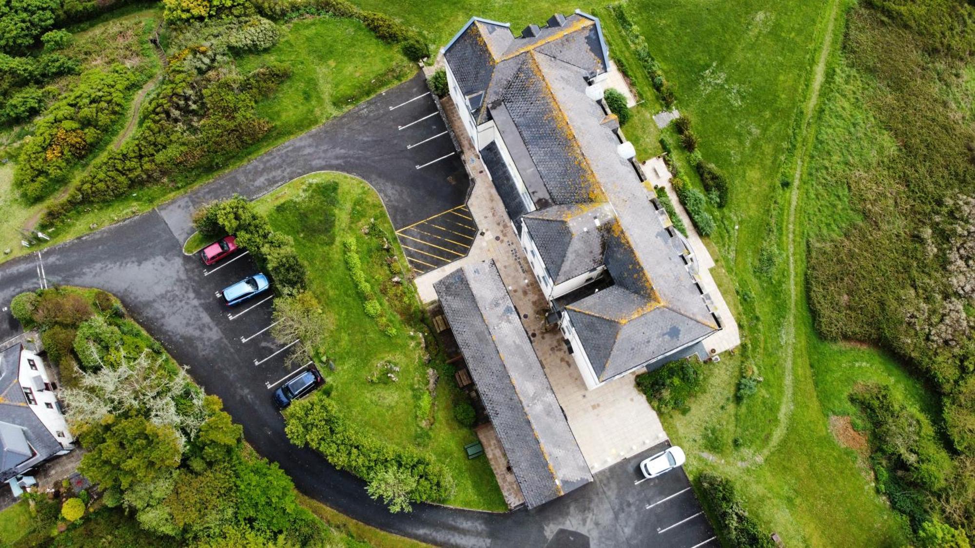 Journeys End With Stunning Sea Views From The Headland Villa Coverack Exterior foto