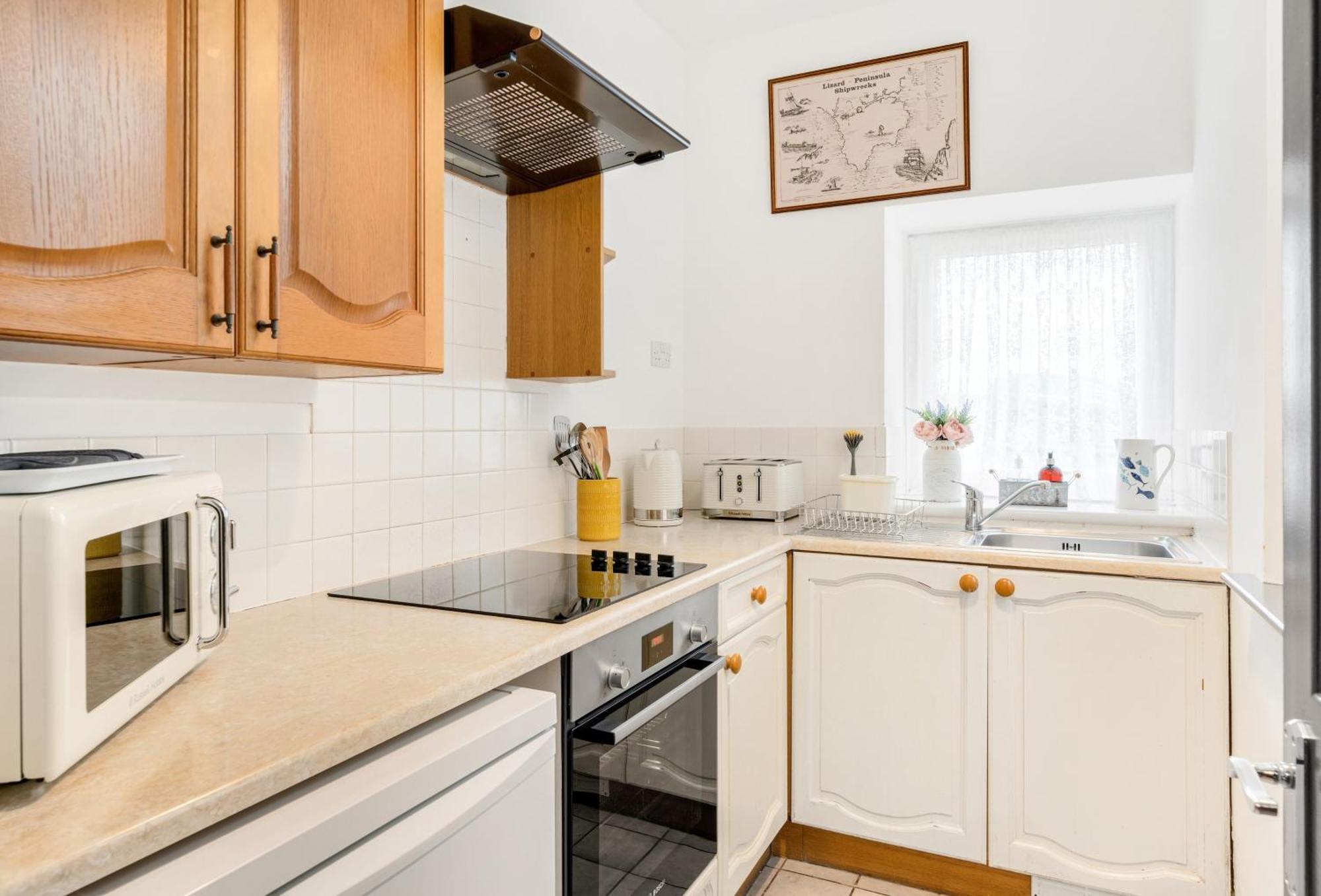 Journeys End With Stunning Sea Views From The Headland Villa Coverack Exterior foto